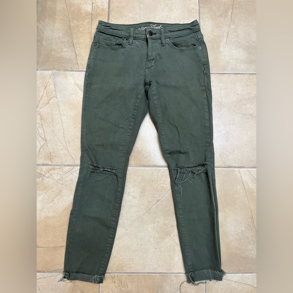 Mid-Rise Skinny Ankle Jeans w/Distressed Knees and Raw Hem by Universal Thread